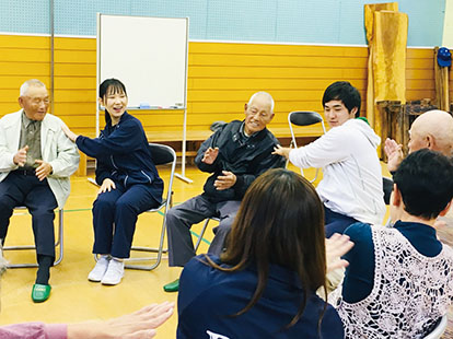 P11お年寄りとの交流2